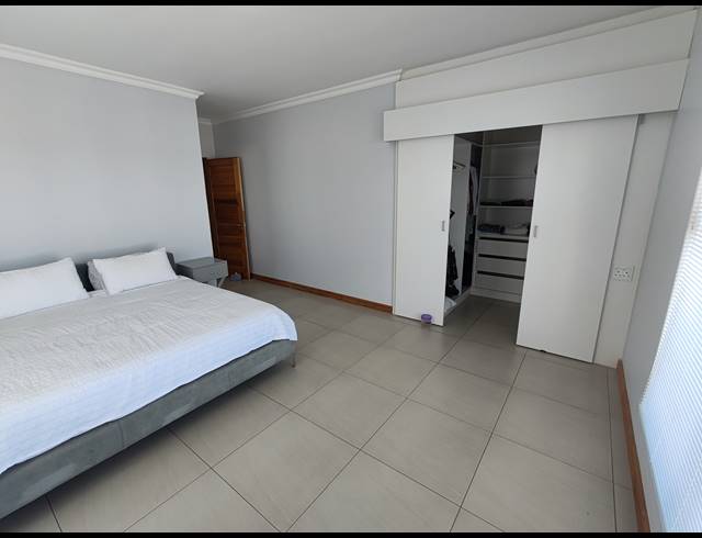 5 BEDROOM HOUSE FOR SALE IN CALYPSO BEACH